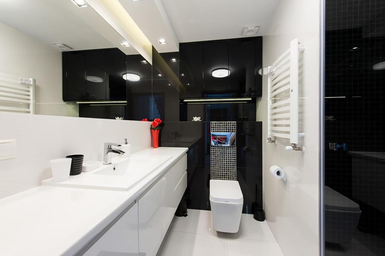 Cozy And Large 62 M2 Apartment With Air Conditioning, Old Town 크라쿠프 외부 사진
