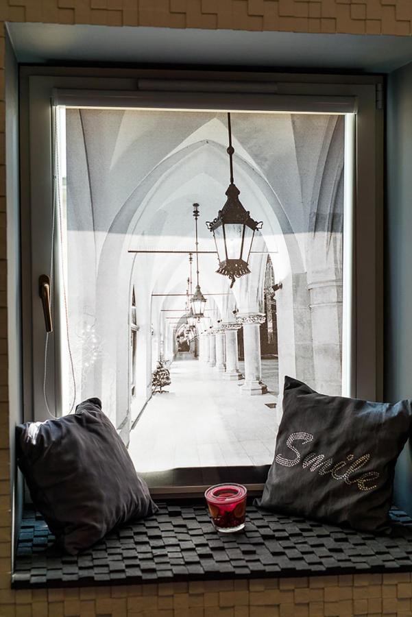 Cozy And Large 62 M2 Apartment With Air Conditioning, Old Town 크라쿠프 외부 사진